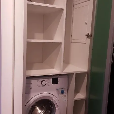 Apartament Wsrod 1000Cy Swiatel - Z Parkingiem W Hali Garazowej- Duzy Balkon Z Lezakami - Piekny Widok Noca Na Panorame Tysiaclecia Katovice Exteriér fotografie