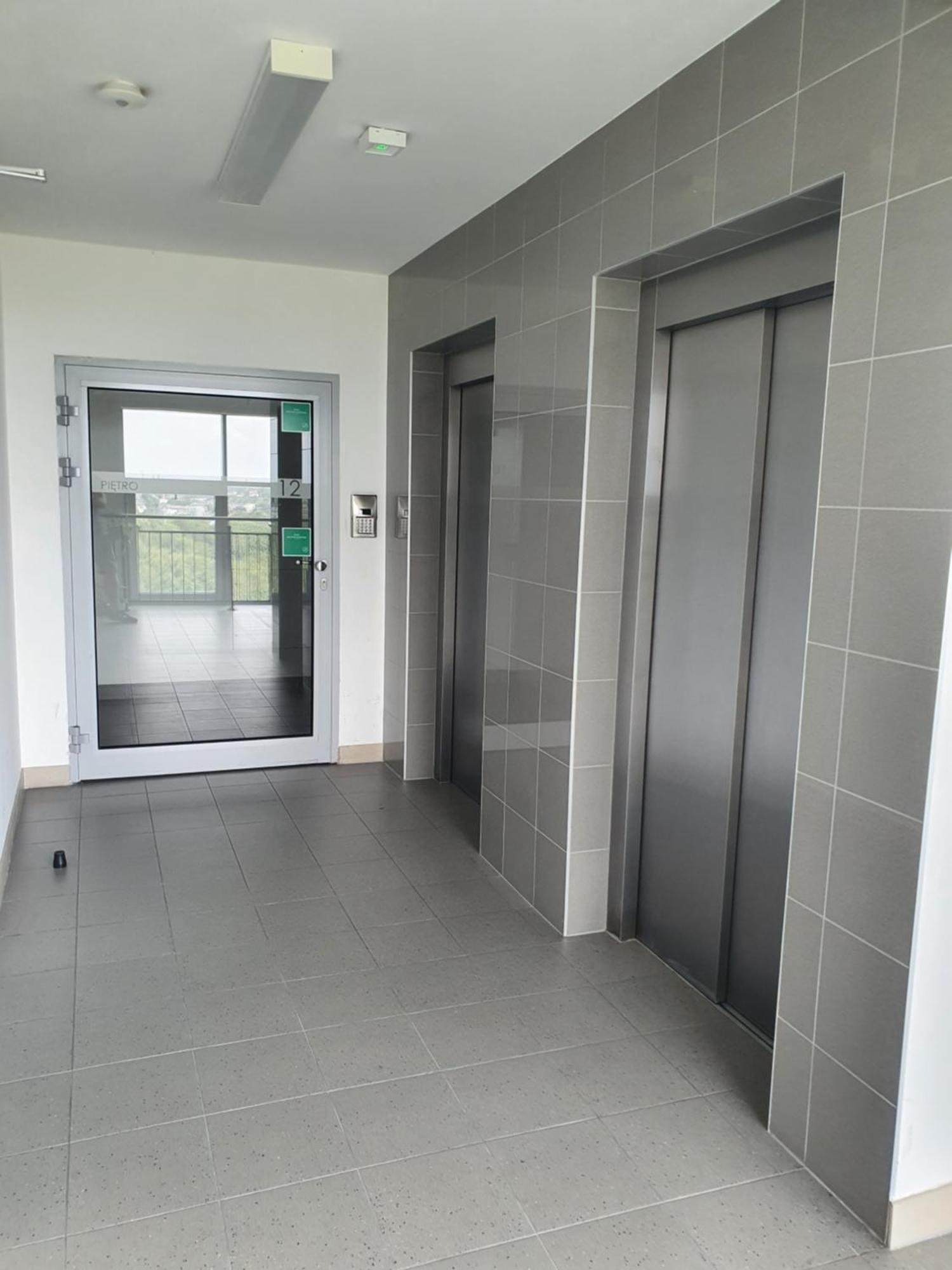 Wsrod 1000cy Swiatel - Z Parkingiem W Hali Garazowej- Duzy Balkon Z Lezakami - Piekny Widok Noca Na Panorame Tysiaclecia Apartmán