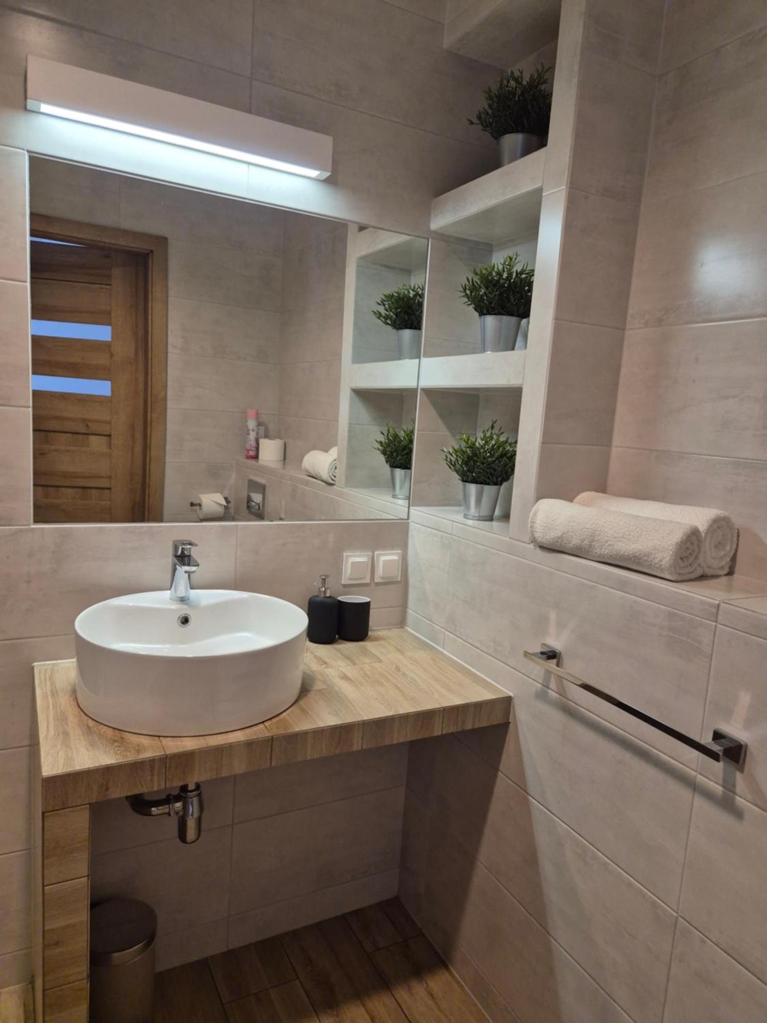 Wsrod 1000cy Swiatel - Z Parkingiem W Hali Garazowej- Duzy Balkon Z Lezakami - Piekny Widok Noca Na Panorame Tysiaclecia Apartmán *