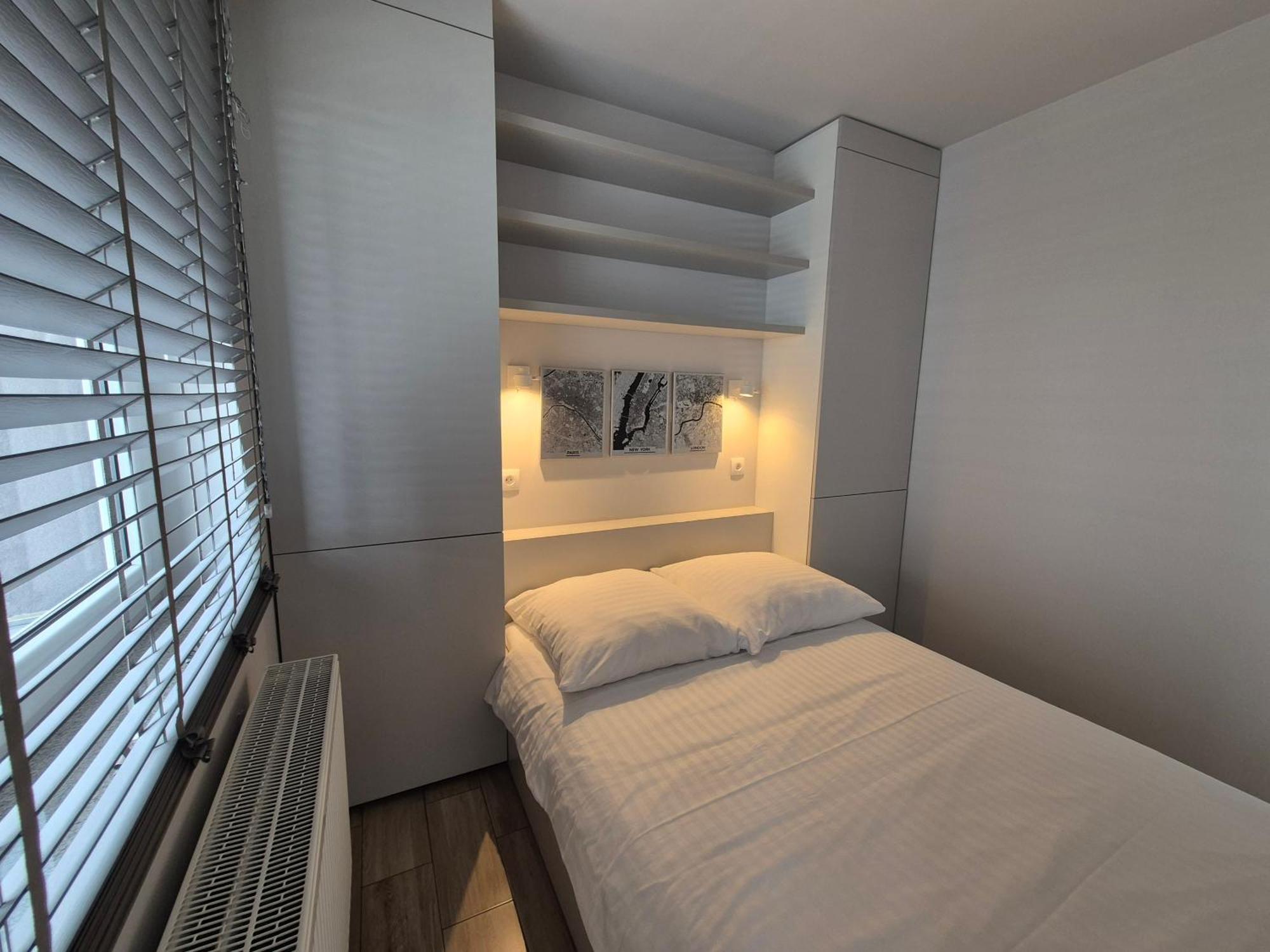 Wsrod 1000cy Swiatel - Z Parkingiem W Hali Garazowej- Duzy Balkon Z Lezakami - Piekny Widok Noca Na Panorame Tysiaclecia Apartmán
